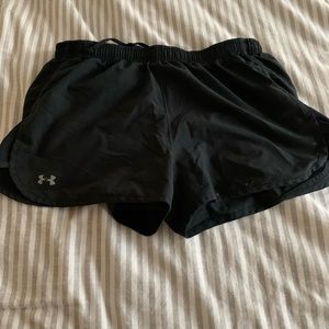 Under Armour Shorts size medium